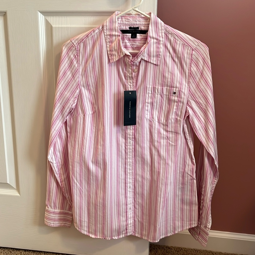 NEW Tommy Hilfiger Classic Button Down Shirt Women’s Size S White Pink Stripe